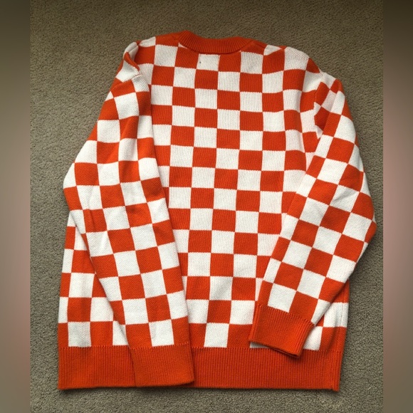 H&M Checkered Sweater - Picture 4 of 4